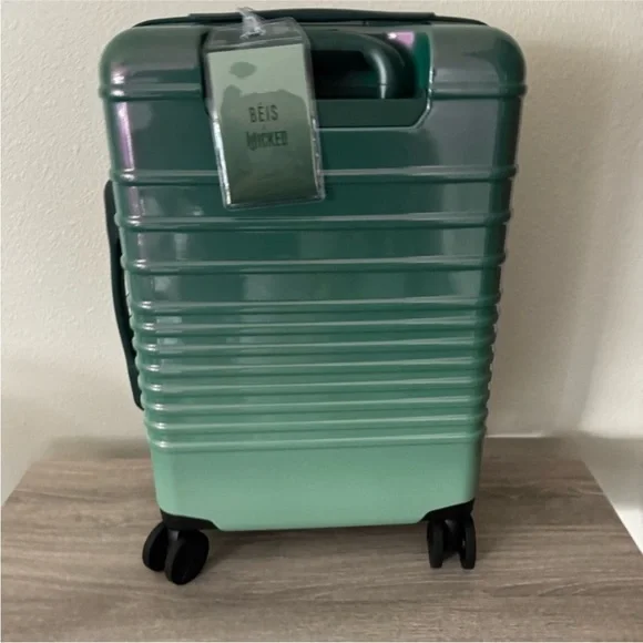 Beis Wicked Carry-On Roller in Wicked Green nwt - Picture 2 of 9